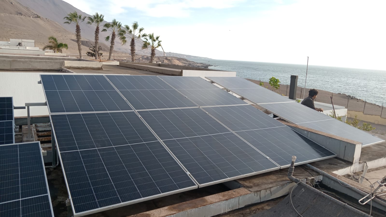 Paneles solares instalados sobre cubierta